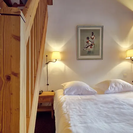 호텔 La Ferme Du Golf