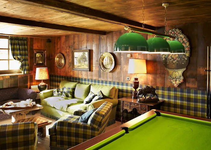 ホテル La Ferme Du Golf メジェーヴ
